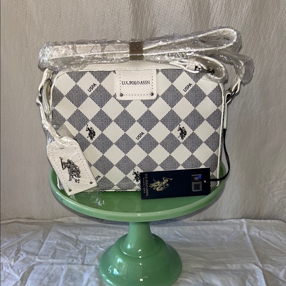 U.S. Polo Assn. Crossbody Bag in White and Black with Checkered Design - Picture 1 of 5